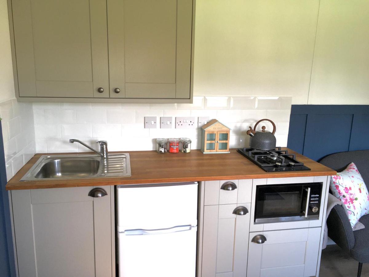 Rosemary Shepherds Hut, Clay Bank Huts Ingleby Greenhow Exteriér fotografie